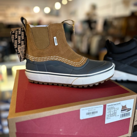 Vans Chelsea - Picture 1 of 1